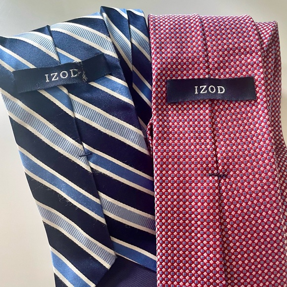 2 Izod Ties Bundle EUC - Picture 2 of 6